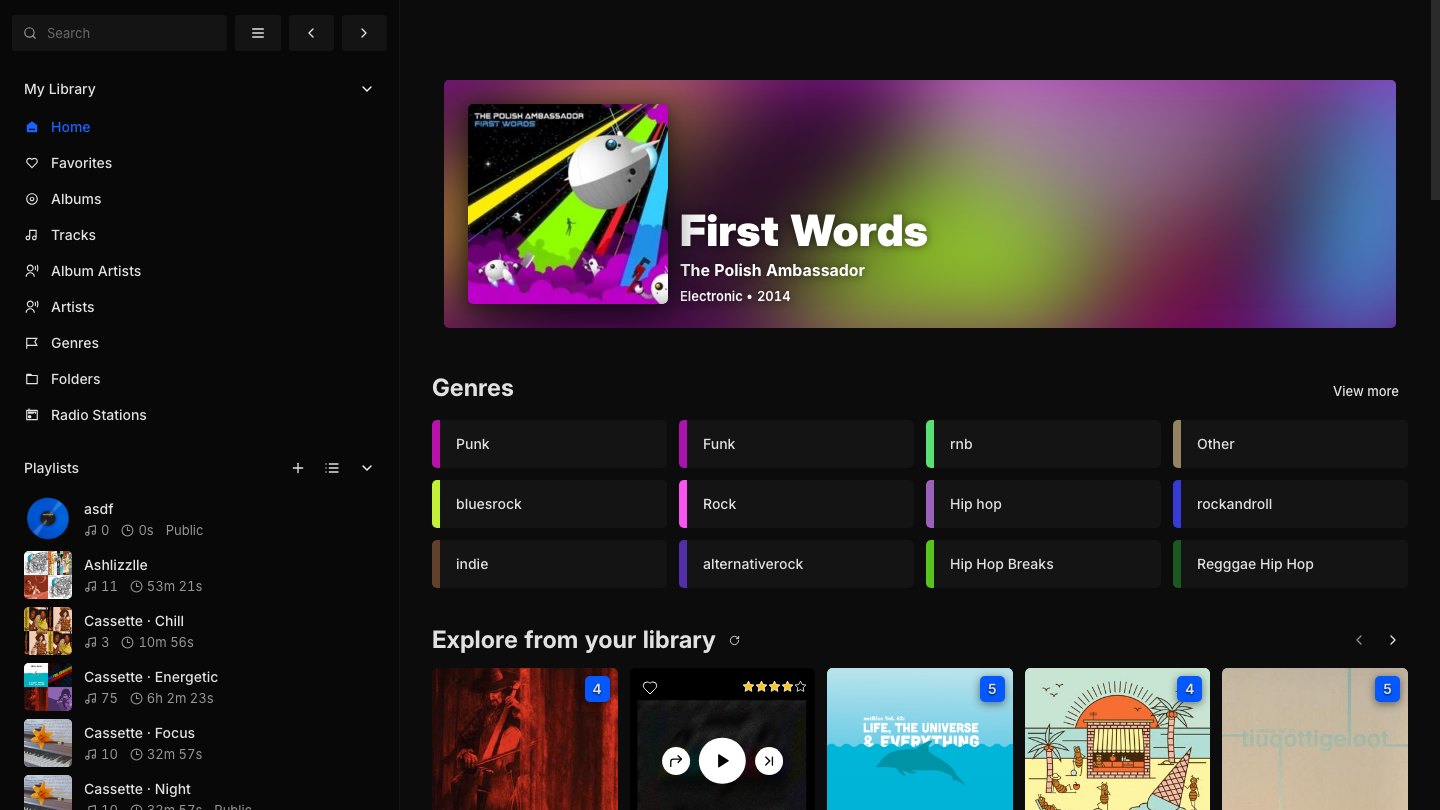 Feishin с подключённой демо-версией Navidrome: меню My Library, альбом First Words, жанры и нижняя панель плеера
