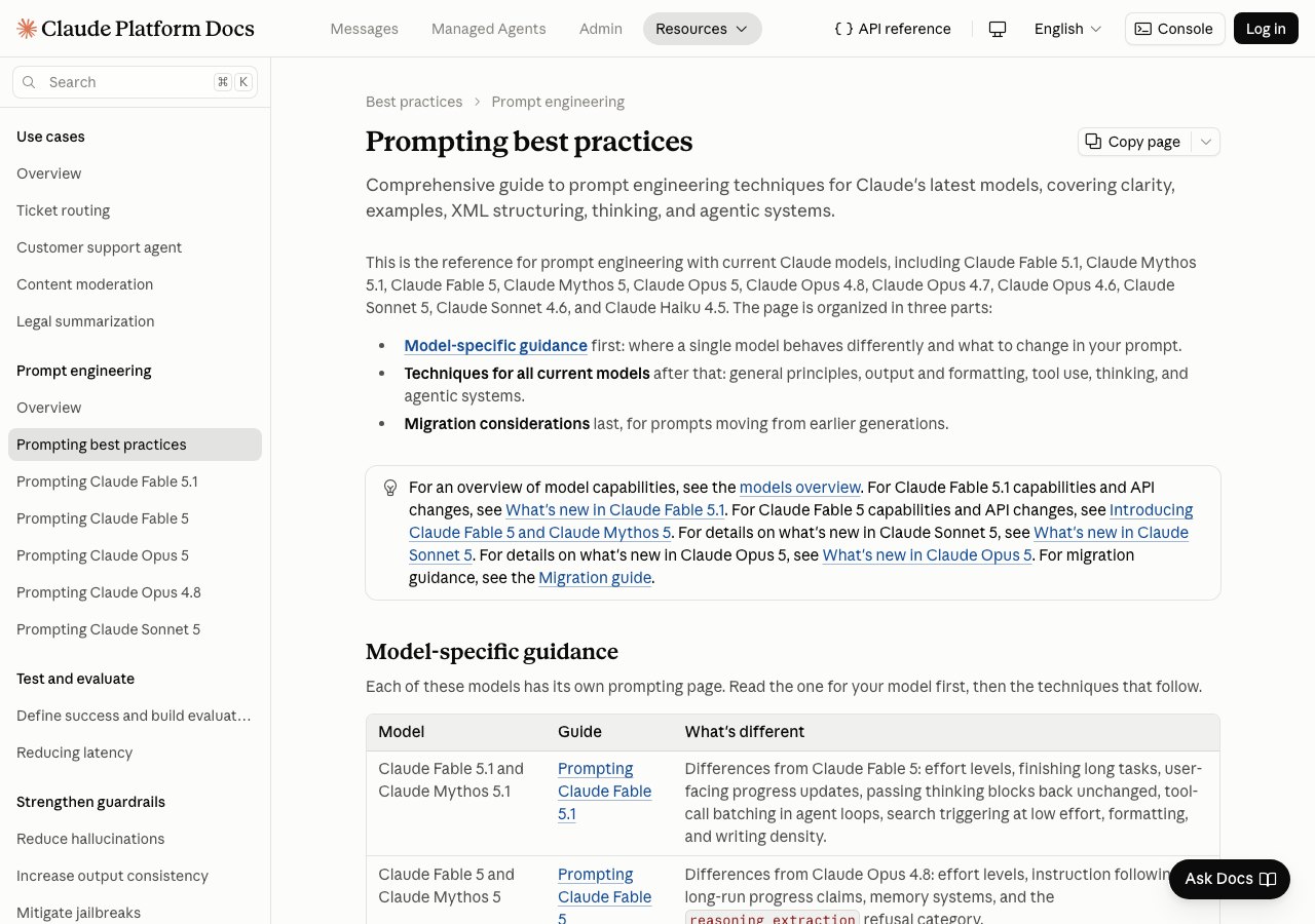 Страница документации Anthropic «Prompting best practices» с разделами про ясность, примеры и рекомендации по моделям