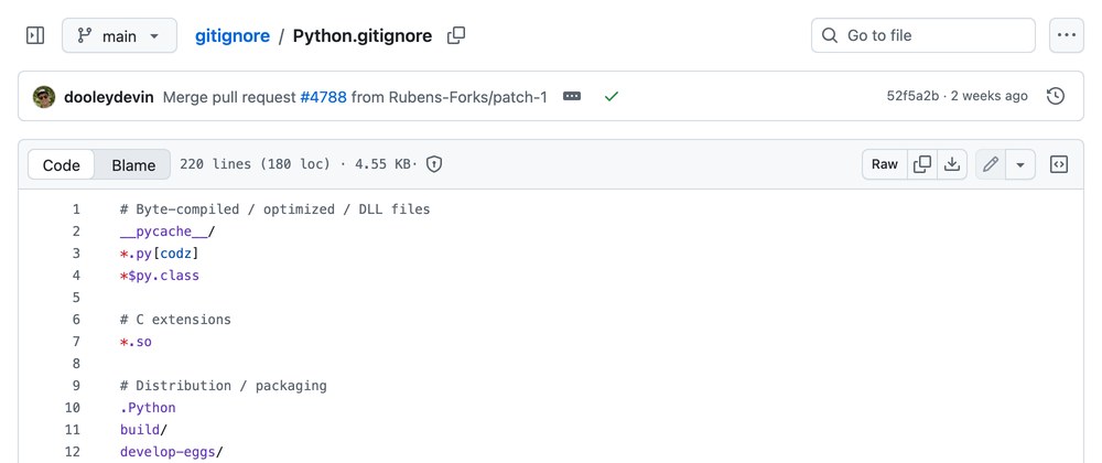 Просмотр одного файла на GitHub, справа над текстом кнопка Raw и значок скачивания