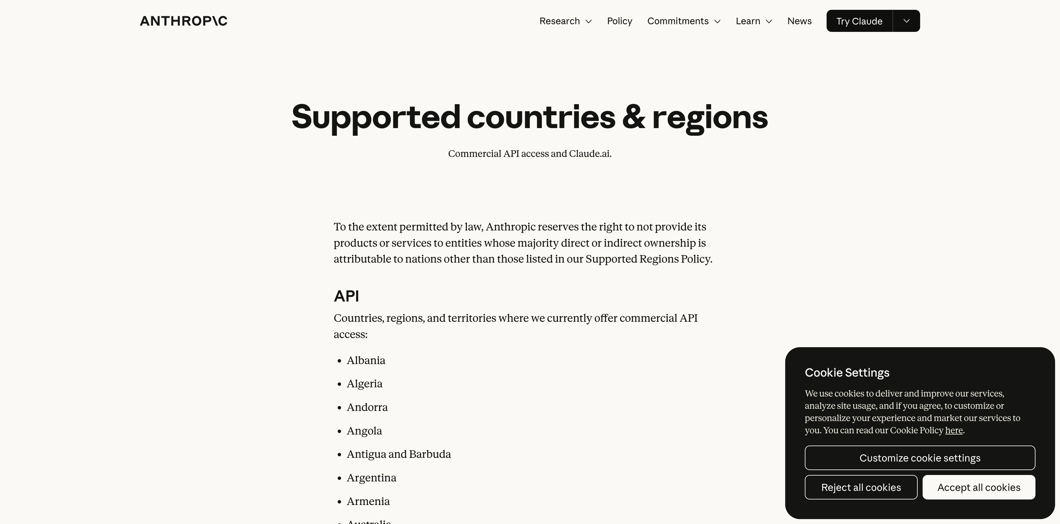 Официальная страница Anthropic со списком поддерживаемых стран, России в перечне нет