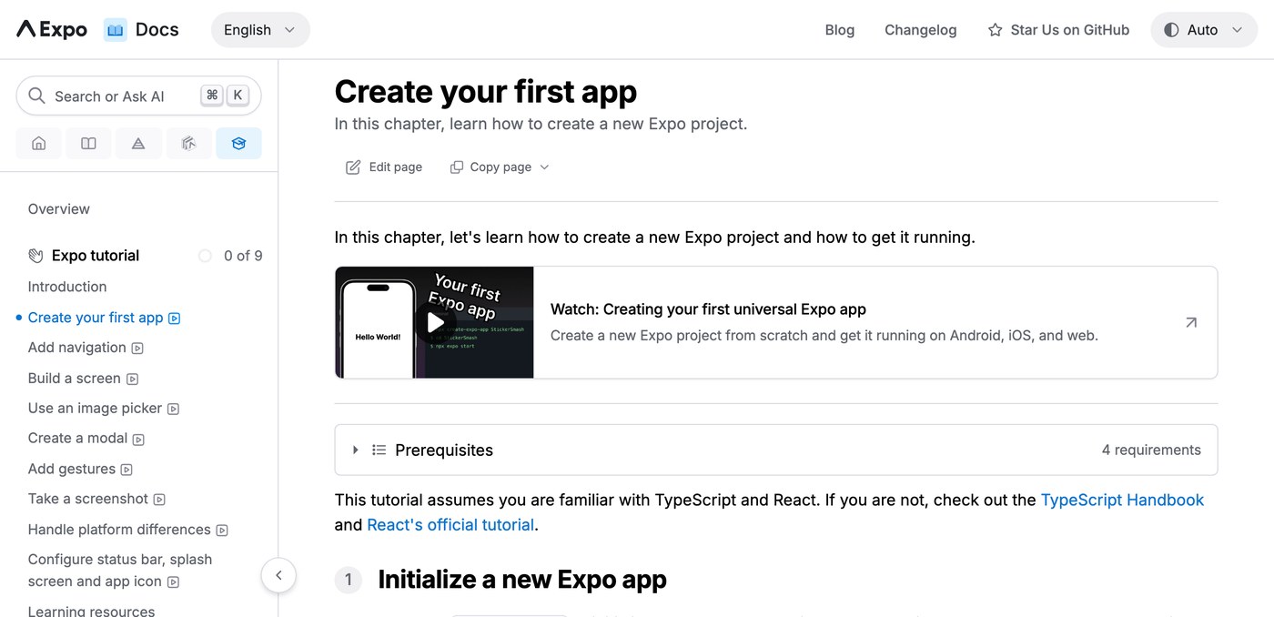 Документация Expo, глава Create your first app: слева туториал из девяти шагов, справа шаг Initialize a new Expo app